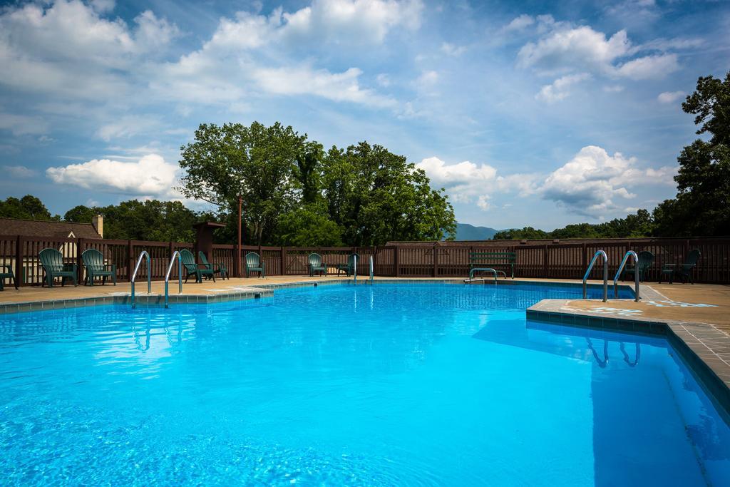 Luray Caverns Motels Room photo