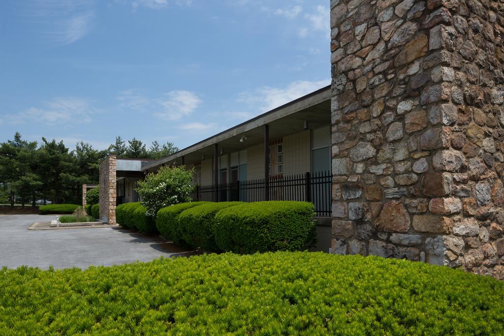 Luray Caverns Motels Room photo